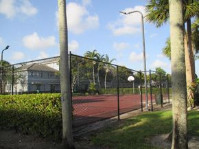 3417 NW 13th St, Lauderhill FL 33311