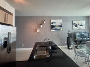 79 SW 12th St 3211S, Miami FL 33130