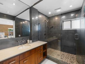 1040 NE 86th St, Miami FL 33138