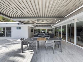 1040 NE 86th St, Miami FL 33138