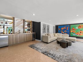 1040 NE 86th St, Miami FL 33138