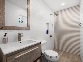 1040 NE 86th St, Miami FL 33138