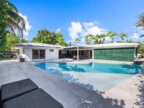 1040 NE 86th St, Miami FL 33138