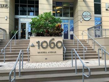 1060 Brickell Ave