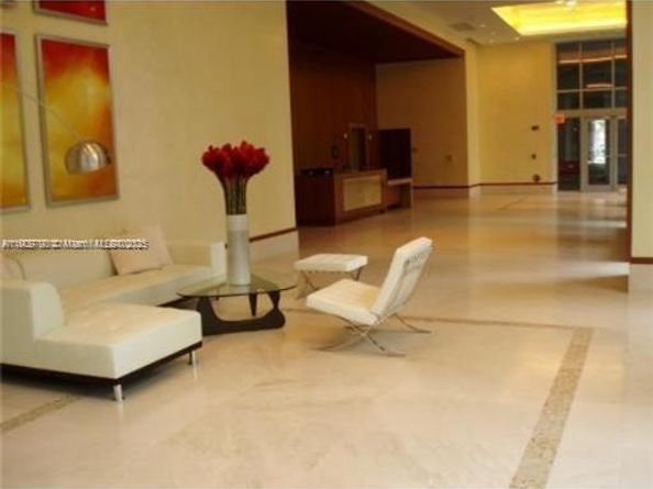 1060 Brickell Ave 1701, Miami FL 33131