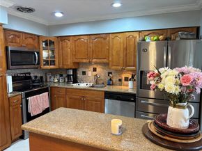 7430 Buchanan St, Hollywood FL 33024