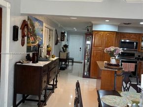 7430 Buchanan St, Hollywood FL 33024