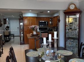7430 Buchanan St, Hollywood FL 33024