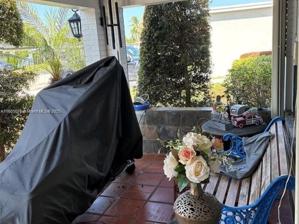 7430 Buchanan St, Hollywood FL 33024
