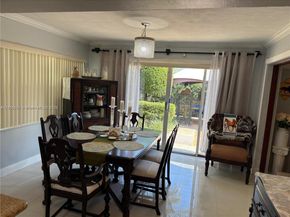 7430 Buchanan St, Hollywood FL 33024