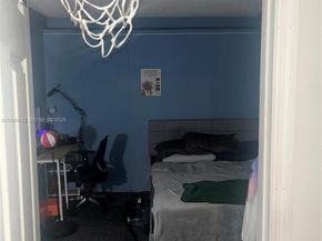 5965 NW 200th St, Hialeah FL 33015