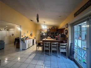 5965 NW 200th St, Hialeah FL 33015