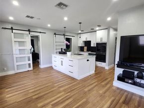 817 NW 17th St, Fort Lauderdale FL 33311