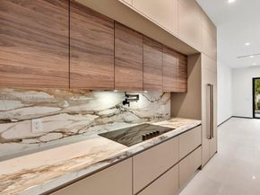 1215 NE 11th Ave B, Fort Lauderdale FL 33304