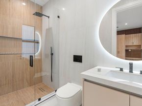 1215 NE 11th Ave B, Fort Lauderdale FL 33304