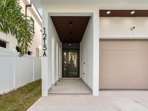 1215 NE 11th Ave B, Fort Lauderdale FL 33304