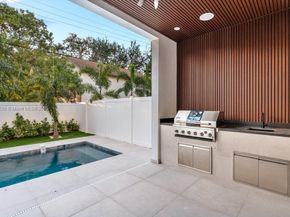 1215 NE 11th Ave B, Fort Lauderdale FL 33304