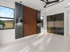 1215 NE 11th Ave B, Fort Lauderdale FL 33304