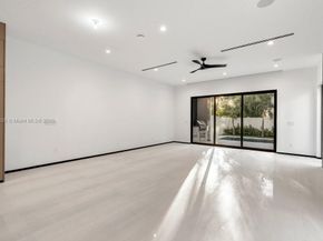 1215 NE 11th Ave B, Fort Lauderdale FL 33304