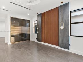 1215 NE 11th Ave B, Fort Lauderdale FL 33304