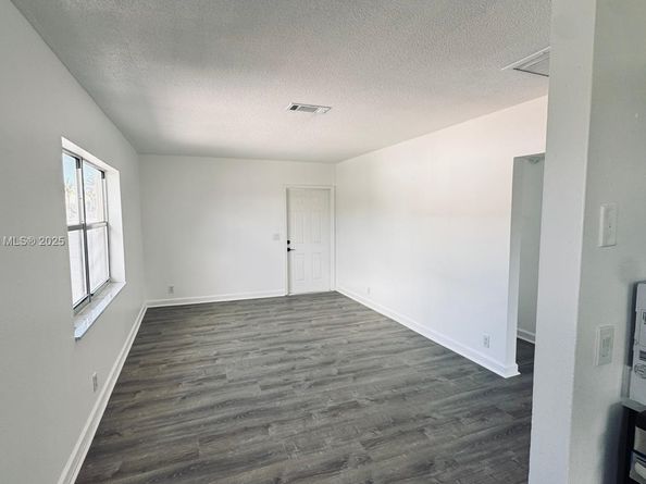 1006 10th St, West Palm Beach FL 33401