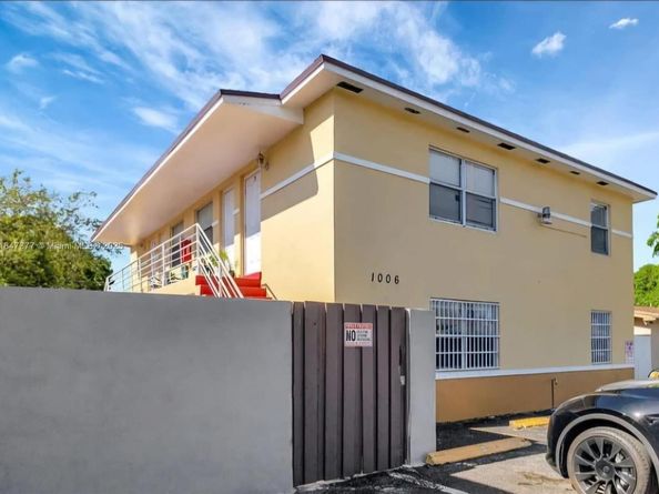 1006 10th St, West Palm Beach FL 33401