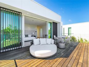 1031 W 48th St, Miami Beach FL 33140
