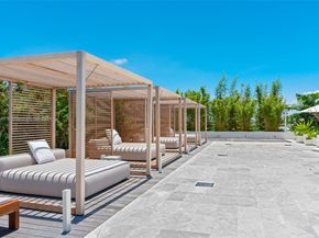 1031 W 48th St, Miami Beach FL 33140
