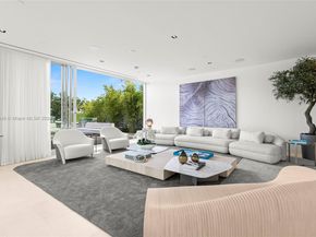 1031 W 48th St, Miami Beach FL 33140