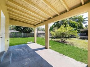 6428 Plunkett St, Hollywood FL 33023