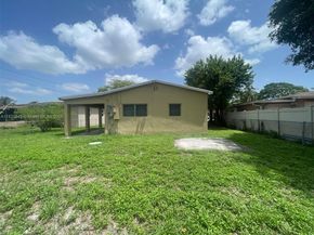 6428 Plunkett St, Hollywood FL 33023