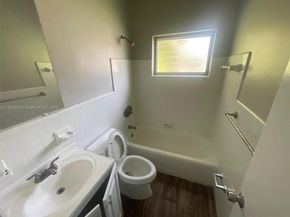 6428 Plunkett St, Hollywood FL 33023