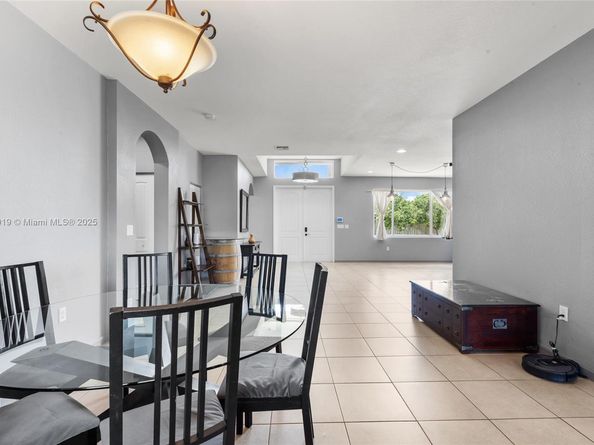 22442 SW 128th Pl, Miami FL 33170