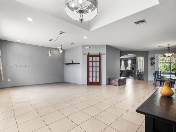 22442 SW 128th Pl, Miami FL 33170