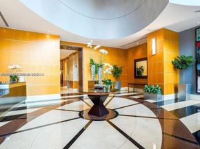 244 NE Biscayne Blvd 440, Miami FL 33132