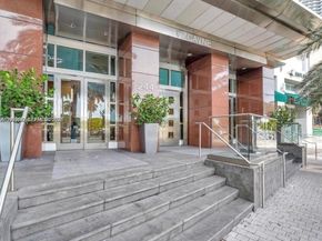 244 NE Biscayne Blvd 440, Miami FL 33132