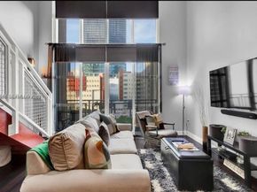 244 NE Biscayne Blvd 440, Miami FL 33132