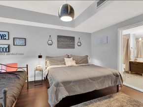 244 NE Biscayne Blvd 440, Miami FL 33132