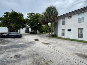 10353 N Kendall Dr BB2, Miami FL 33176