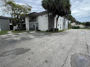 10353 N Kendall Dr BB2, Miami FL 33176