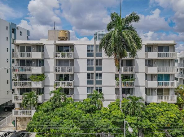 1670 Bay Rd 2E, Miami Beach FL 33139