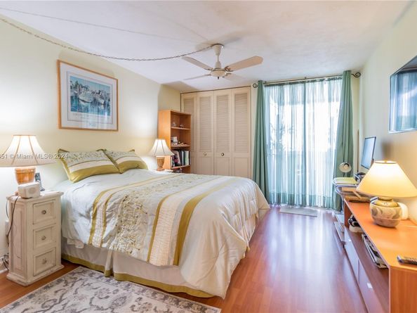 1670 Bay Rd 2E, Miami Beach FL 33139