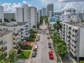 1670 Bay Rd 2E, Miami Beach FL 33139