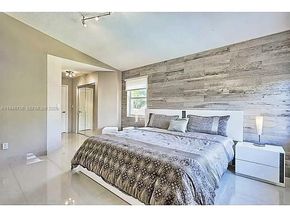 5863 NW 111th Ave, Doral FL 33178