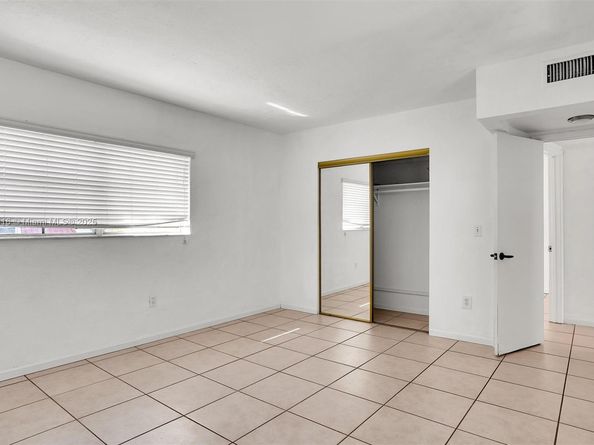 8650 SW 67th Ave 1025, Pinecrest FL 33156