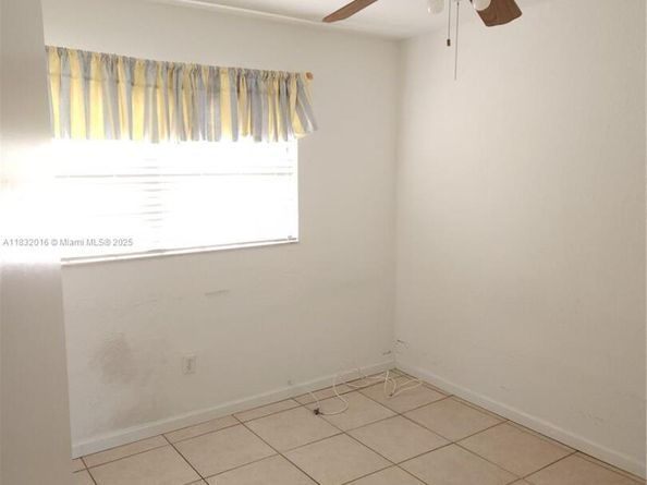 8650 SW 67th Ave 1025, Pinecrest FL 33156