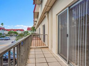 8650 SW 67th Ave 1025, Pinecrest FL 33156