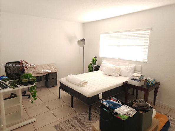 8650 SW 67th Ave 1025, Pinecrest FL 33156