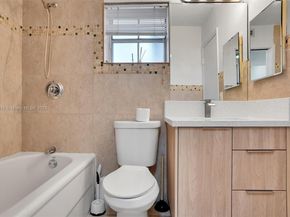 8650 SW 67th Ave 1025, Pinecrest FL 33156