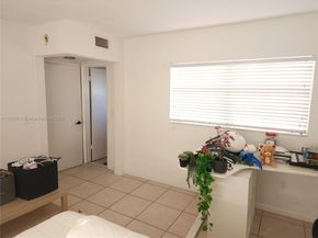 8650 SW 67th Ave 1025, Pinecrest FL 33156